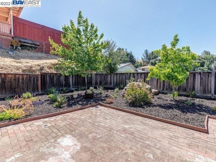 3465 Bridle Dr, Hayward, CA | Hill And Dale. Photo 28 of 35