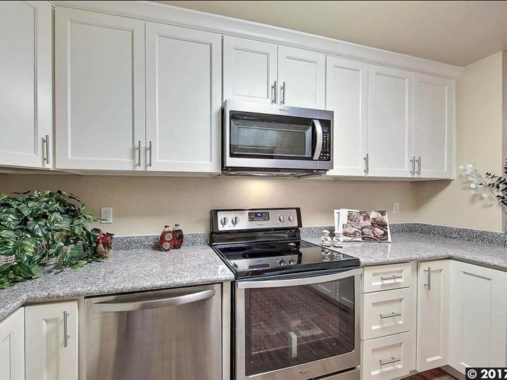 Rental 3712 Willow Pass Rd unit #27, Concord, CA, 94519. Photo 13 of 23