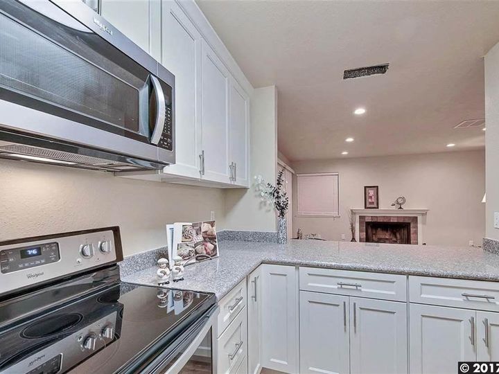 Rental 3712 Willow Pass Rd unit #27, Concord, CA, 94519. Photo 14 of 23