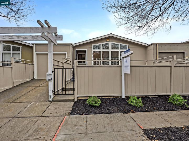 3727 35th Ave, Oakland, CA | Laurel Dist. Photo 1 of 36