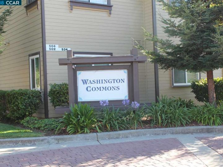 Washington Sq condo #. Photo 3 of 13