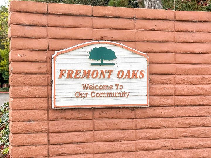 Fremont Oaks condo #140. Photo 31 of 32