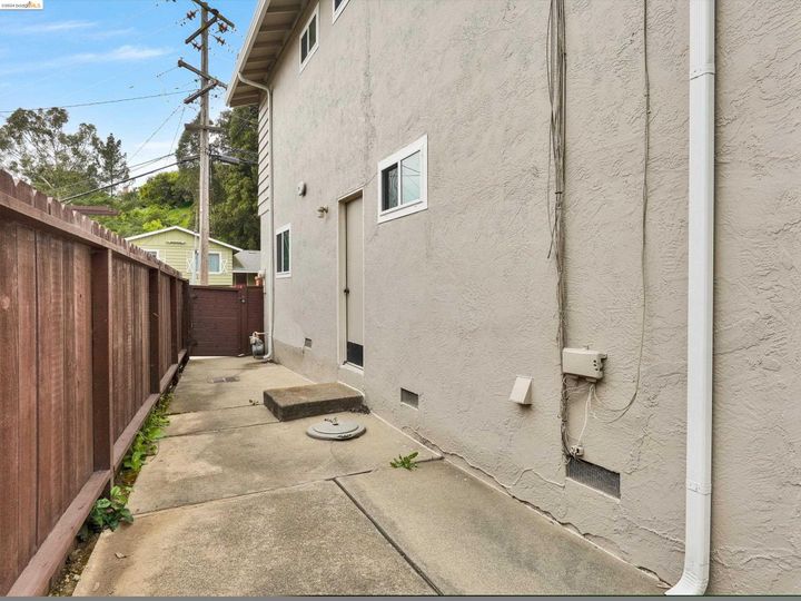 3910 Malcolm Ave, Oakland, CA | Chabot Park. Photo 47 of 57