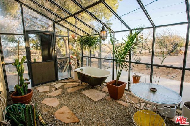 400 N Artesia Ave, Yucca Valley, CA | . Photo 34 of 46