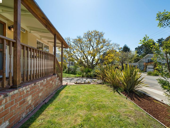 4012 Whittle Ave, Oakland, CA | Upper Dimond. Photo 6 of 40