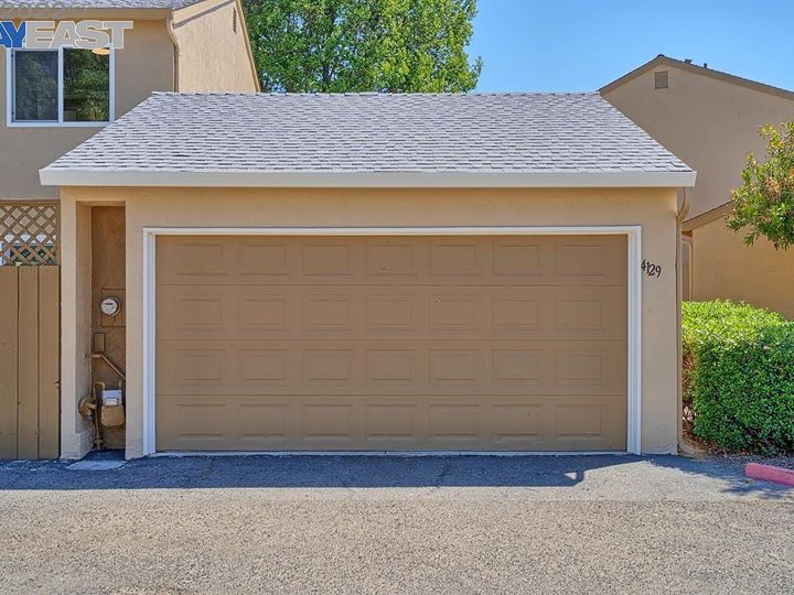 4129 Asimuth Cir, Union City, CA, 94587 Townhouse. Photo 33 of 36