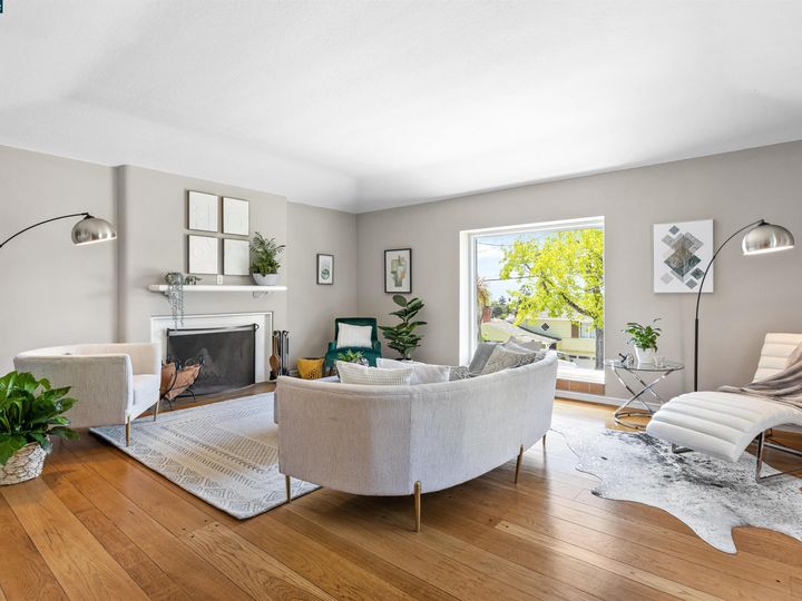 4368 Detroit Ave, Oakland, CA | Redwood Heights. Photo 13 of 57