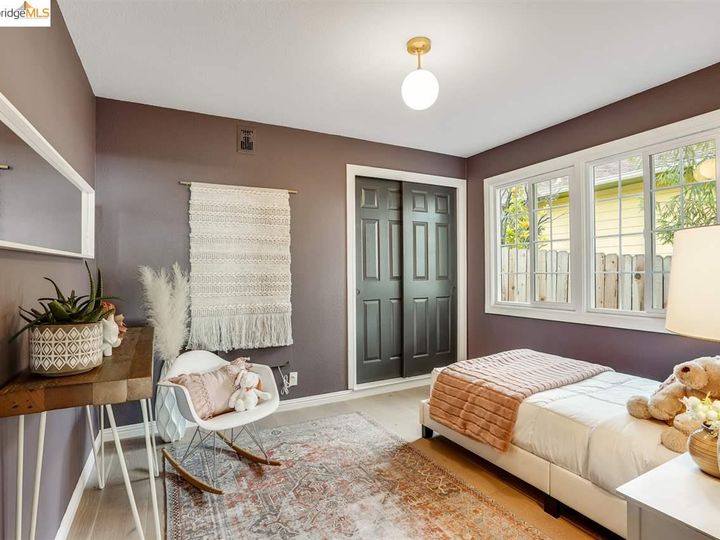 4464 Davenport Ave, Oakland, CA | Redwood Heights. Photo 26 of 40