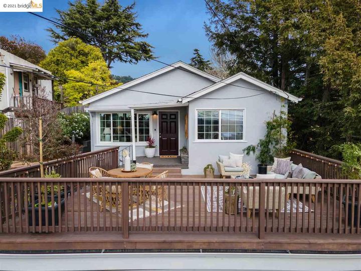 4464 Davenport Ave, Oakland, CA | Redwood Heights. Photo 38 of 40