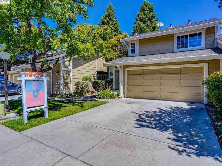 4718 Balthazar Ter, Fremont, CA, 94555 Townhouse. Photo 1 of 40