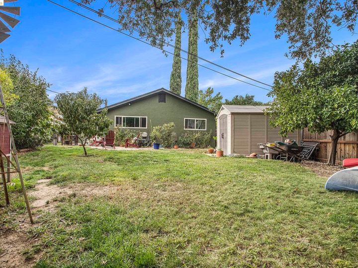 490 Grandview Dr, Vacaville, CA | . Photo 31 of 34
