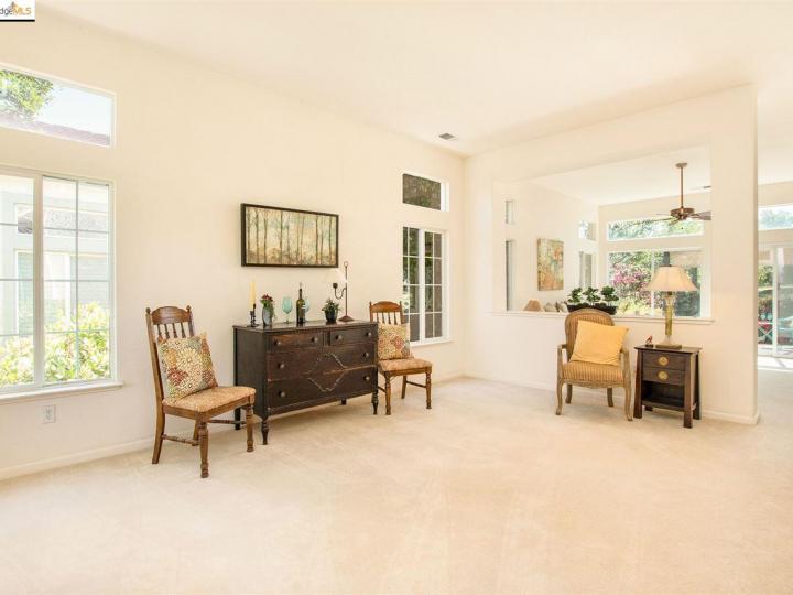 531 Central Park Pl, Brentwood, CA | Summerset 1 | No. Photo 8 of 38