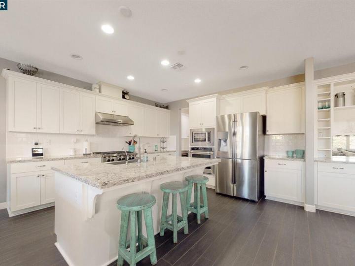 557 Belmont Ct, Brentwood, CA | Brentwood. Photo 17 of 40