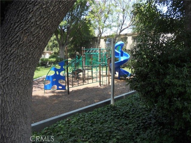 6041 Fountain Park Ln, Woodland Hills (los Angeles), CA | . Photo 19 of 25