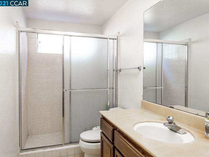 626 Hollyhock Dr, San Leandro, CA | Lower Bal. Photo 10 of 12