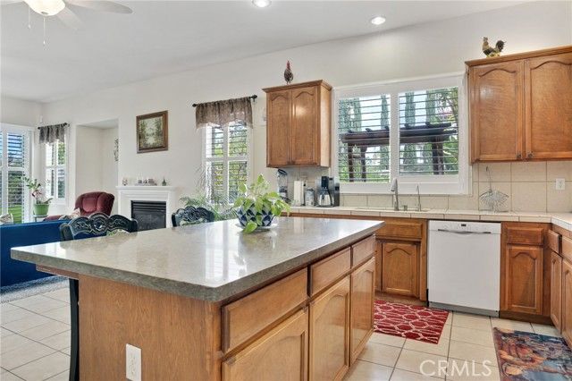 6608 Montagna Dr, Bakersfield, CA | . Photo 15 of 49