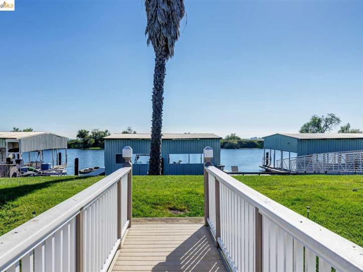 6909 Riverview Rd, Bethel Island, CA | Waterfront. Photo 6 of 34