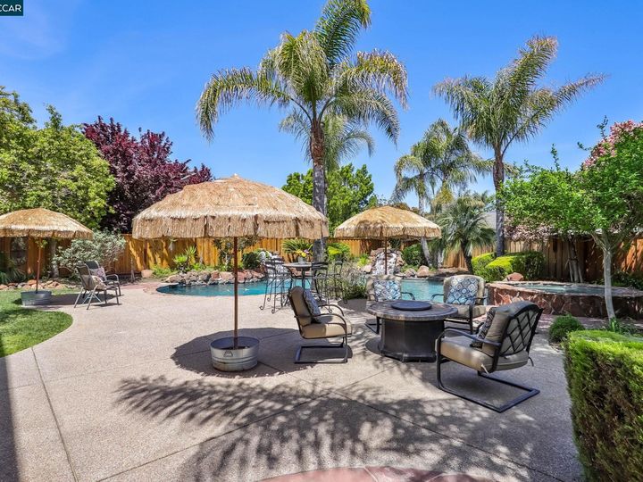 693 Ascot Ct, Brentwood, CA | Brentwood Park. Photo 34 of 49