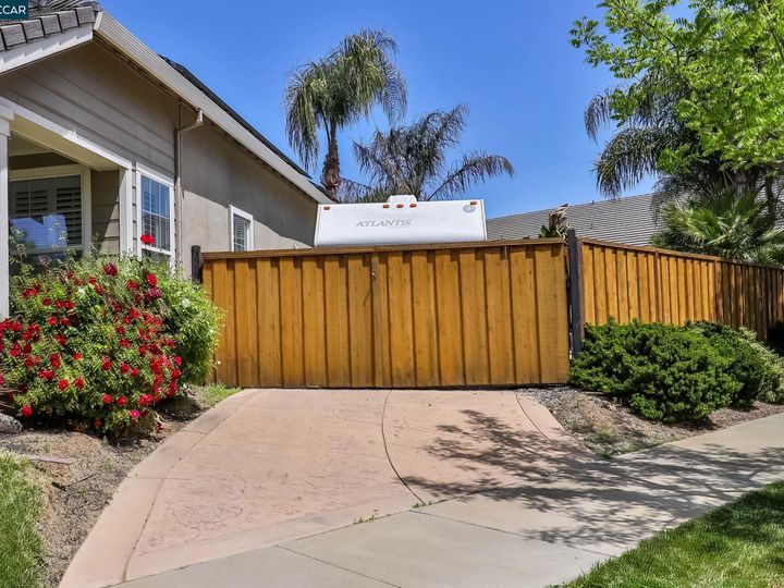 693 Ascot Ct, Brentwood, CA | Brentwood Park. Photo 40 of 49