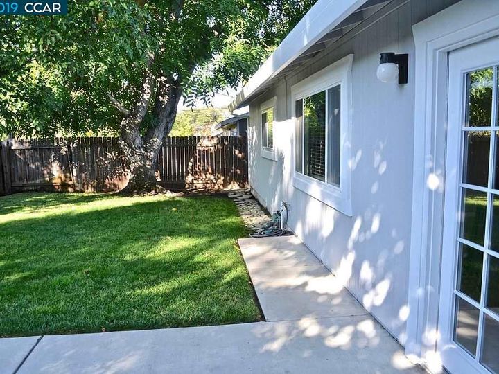 7730 Spring Valley Ave, Citrus Heights, CA | . Photo 12 of 33