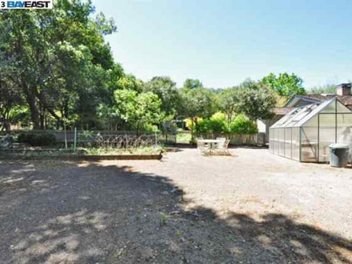 7755 Country Ln, Pleasanton, CA | Country. Photo 14 of 24