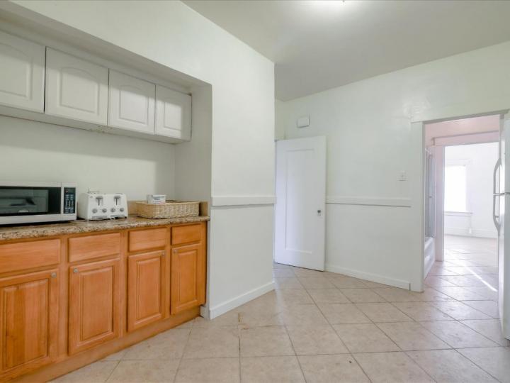 8850 Dowling St, Oakland, CA | . Photo 11 of 23