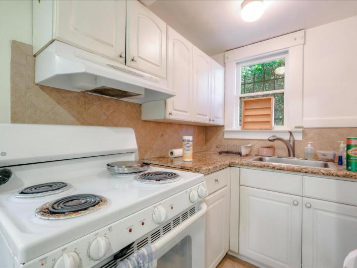 8850 Dowling St, Oakland, CA | . Photo 10 of 23