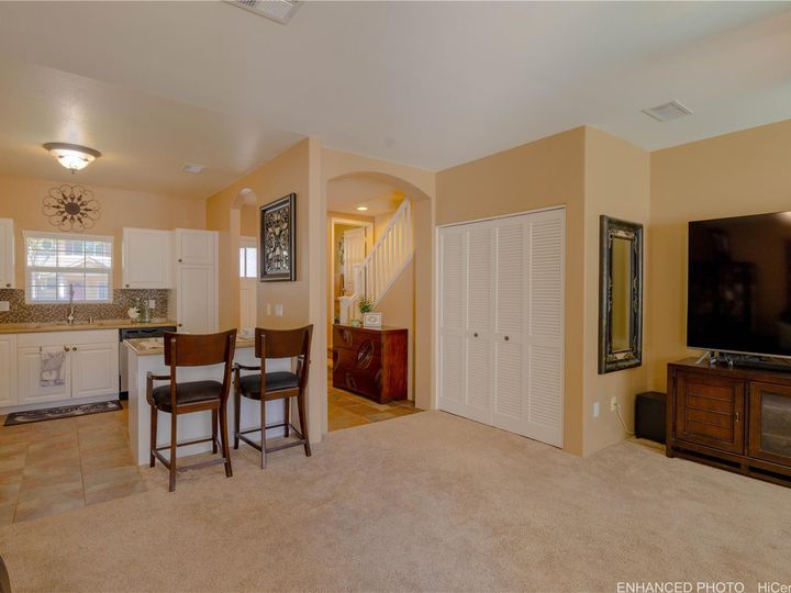 Spinnaker Place Townhome 1 condo #6003. Photo 11 of 25