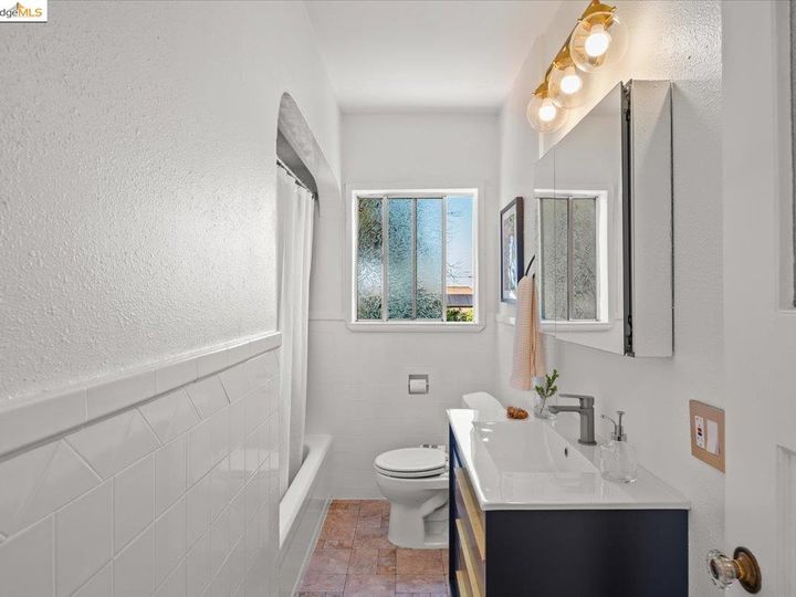919 32nd St, Richmond, CA | North And East. Photo 22 of 41