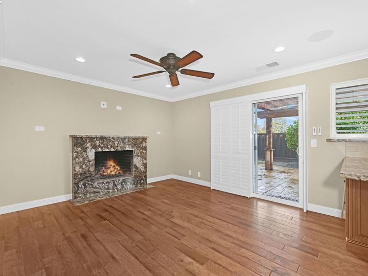 922 Lynn Ct, San Ramon, CA | Town And Country. Photo 13 of 44