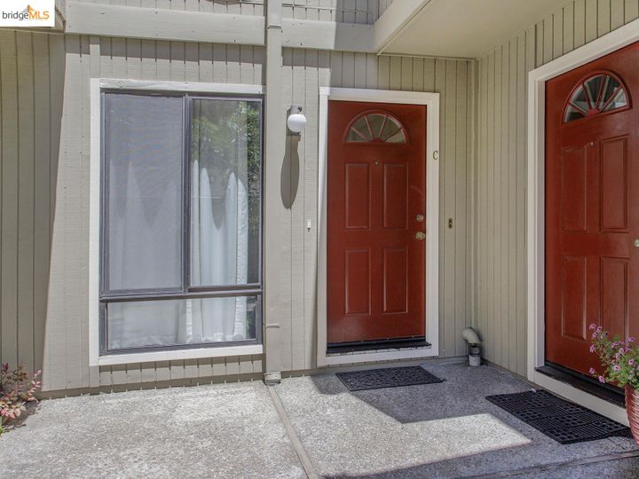 940 Dewing Ave #C, Lafayette, CA, 94549 Townhouse. Photo 2 of 27