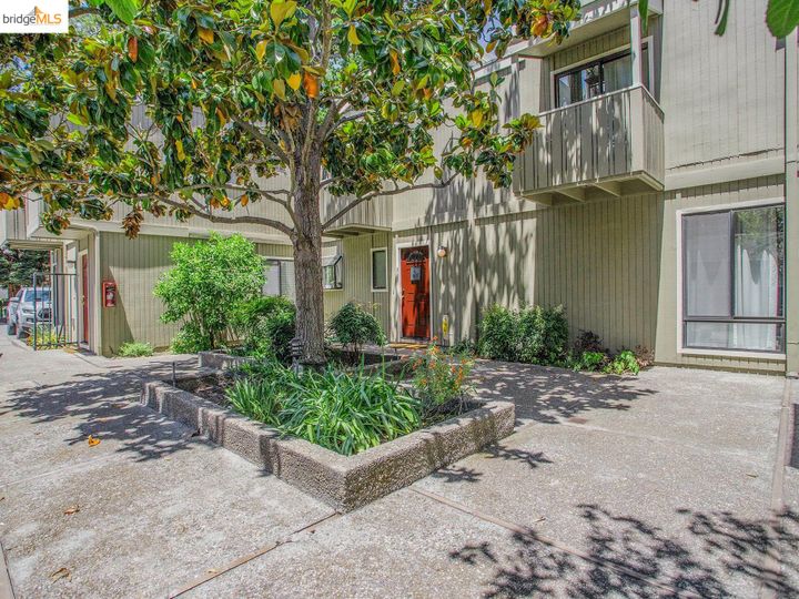 940 Dewing Ave #C, Lafayette, CA, 94549 Townhouse. Photo 23 of 27