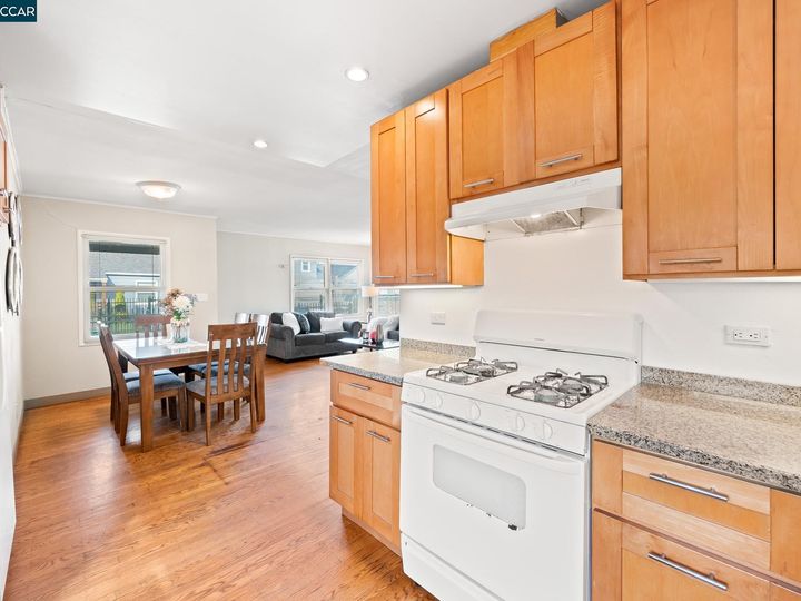 972 72nd Ave, Oakland, CA | East Oakland. Photo 13 of 26
