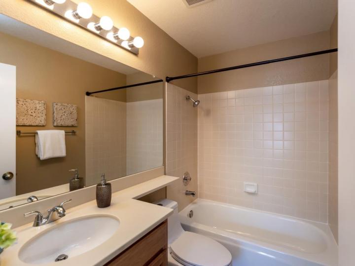 991 Belmont Ter #2, Sunnyvale, CA, 94086 Townhouse. Photo 12 of 16