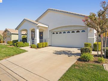 1306 Pearl Way, Brentwood, CA | Summerset 4. Photo 2 of 32