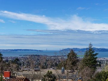 1400 Le Roy Ave, Berkeley, CA | Berkeley Hills. Photo 2 of 42