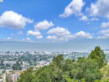 150 Panoramic Way, University Cmpus, CA