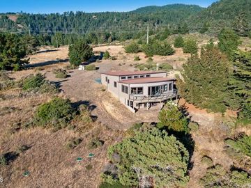 15801 S Highway 1, Manchester, CA