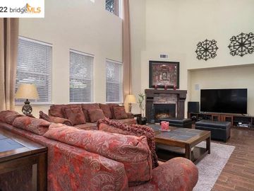 1661 Sassafras Ct, Brentwood, CA | Brentwood. Photo 5 of 47
