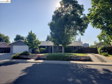 170 Mesquite Ct, Valley Green, CA