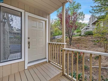 186 Southwind Dr, Pleasant Hill, CA, 94523 Townhouse. Photo 2 of 34
