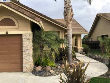 2135 Saint Andrews Ct, Discovery Bay, CA | Discovery Bay Country Club. Photo 2 of 7
