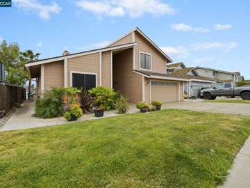 2243 Reef Ct, Discovery Bay, CA | Delta Waterfront Access. Photo 2 of 25