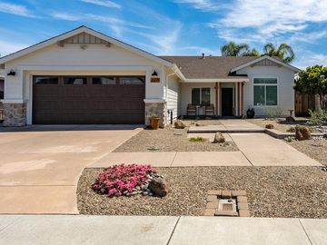 2271 Valley View Rd, Hollister, CA