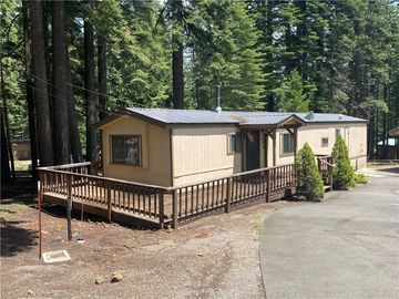 230 Lakeview Dr, Lake Almanor, CA | . Photo 2 of 21
