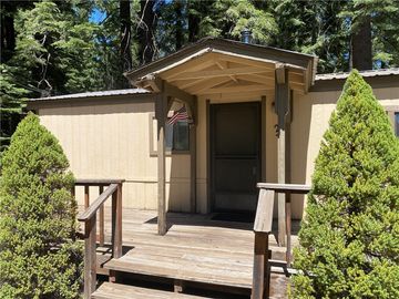 230 Lakeview Dr, Lake Almanor, CA | . Photo 4 of 21