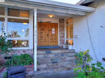 2414 Middlefield Ave, Fremont, CA | Mission | No. Photo 5 of 38
