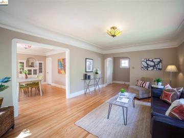 2927 56th Ave, Oakland, CA | Mills Gardens. Photo 6 of 26