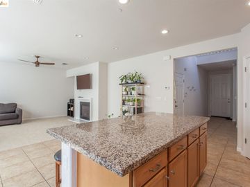 335 Coolcrest Dr, Oakley, CA | Oakley. Photo 4 of 11
