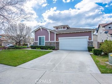 34235 Forest Oaks Dr, Yucaipa, CA | . Photo 2 of 53